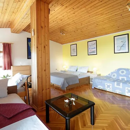 Apartment Natali *